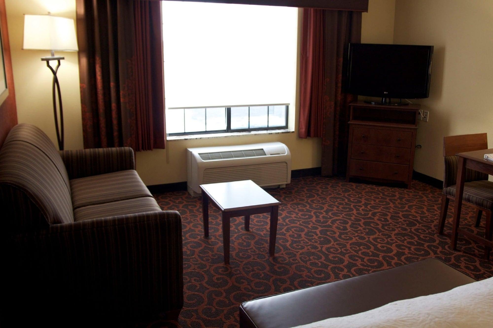 Hampton Inn & Suites ווטרטאון מראה חיצוני תמונה