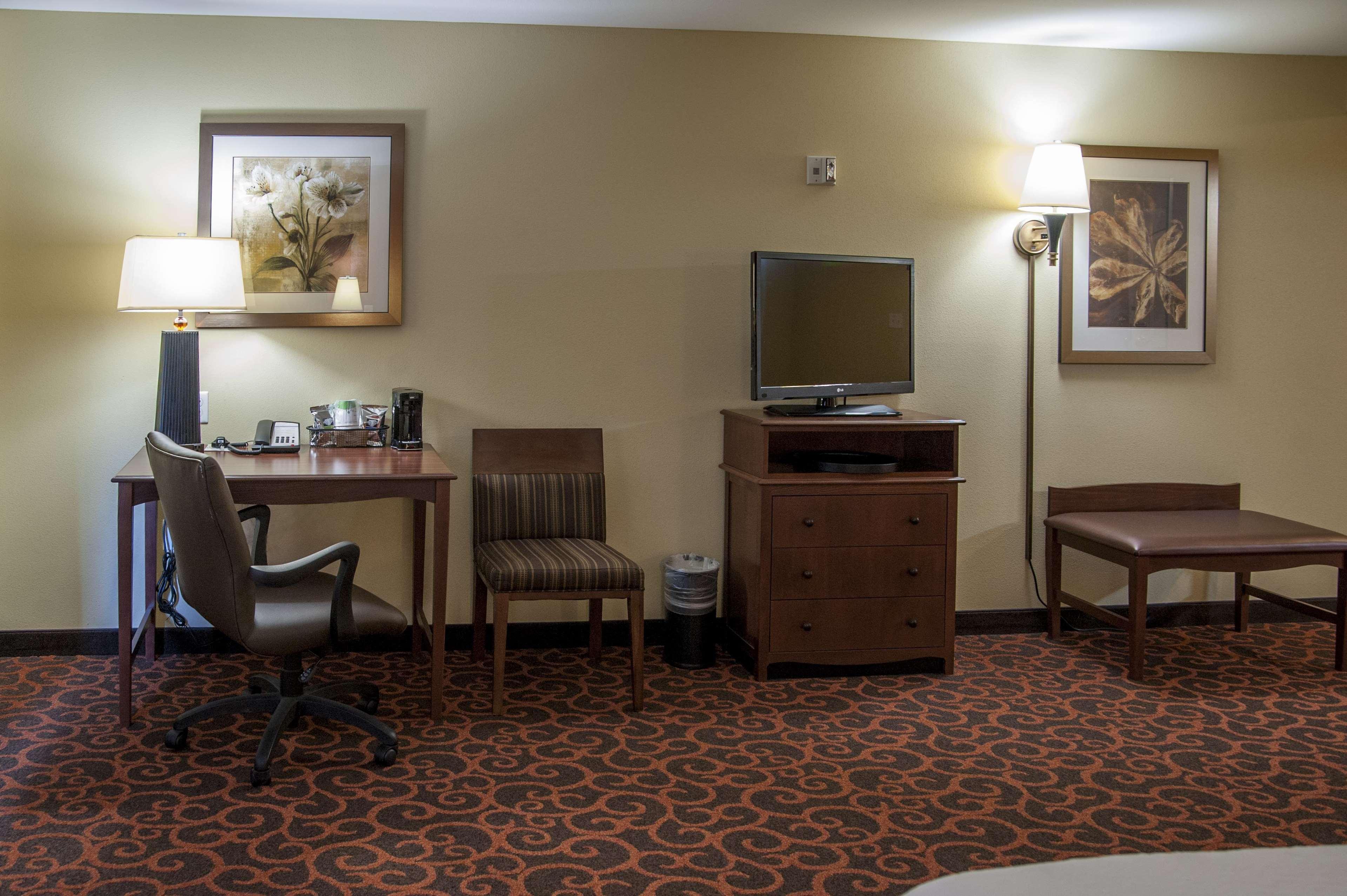 Hampton Inn & Suites ווטרטאון מראה חיצוני תמונה