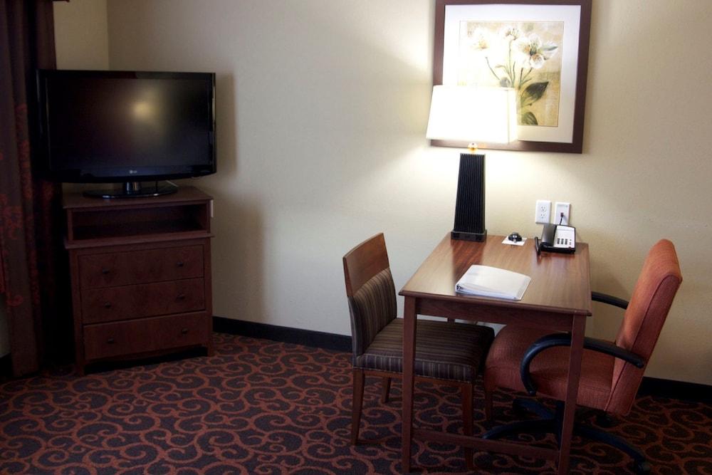Hampton Inn & Suites ווטרטאון מראה חיצוני תמונה